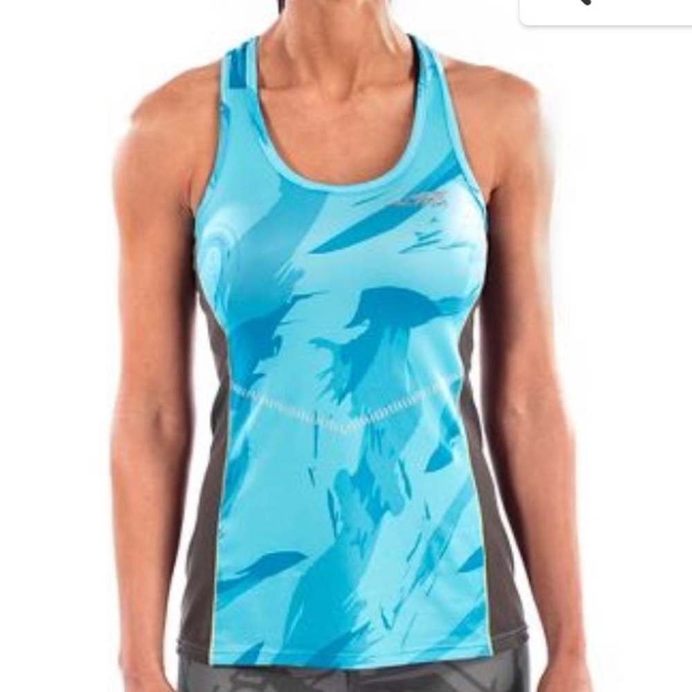 Altra Women’s Running Tank Top.  Size XSmall. EUC